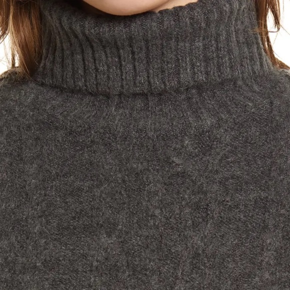 TURTLENECK SWEATER - Picture 3 of 13